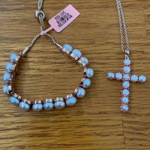🦋GIFTED♥️ Freshwater Peach Pearl Cross Necklace and Bolo Bracelet